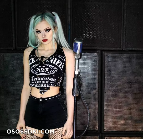 sophie storm - Photo 19
