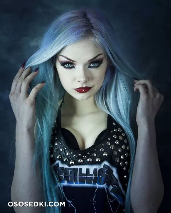 sophie storm - Photo 22