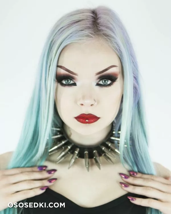 sophie storm - Photo 24