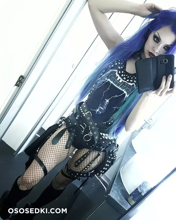 sophie storm - Photo 30