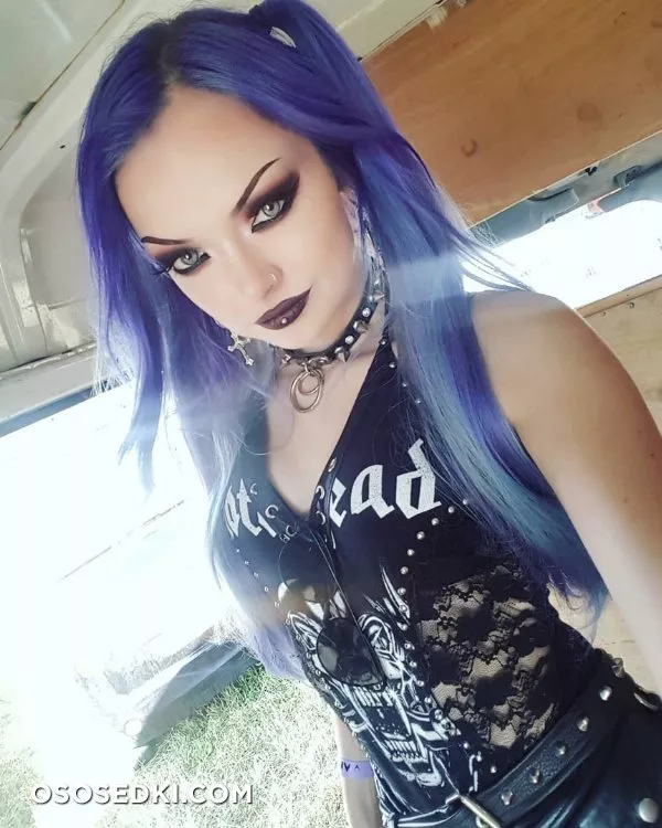 sophie storm - Photo 35