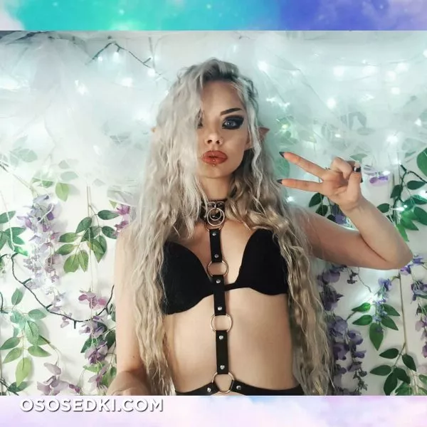 sophie storm - Photo 76