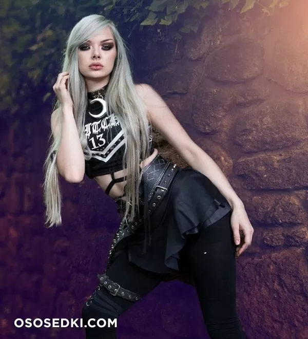 sophie storm - Photo 82