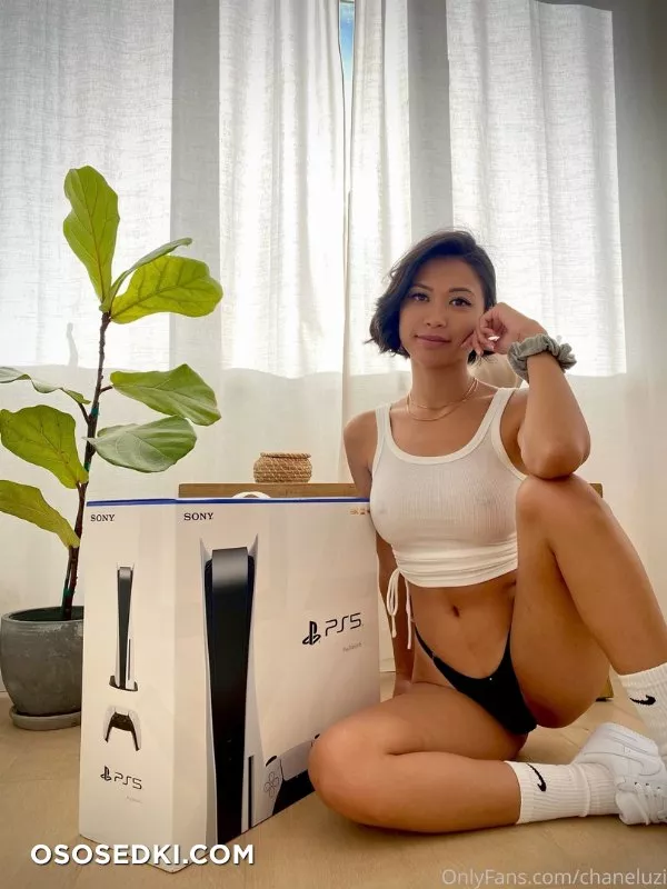 Chanel Uzi - Photo 53