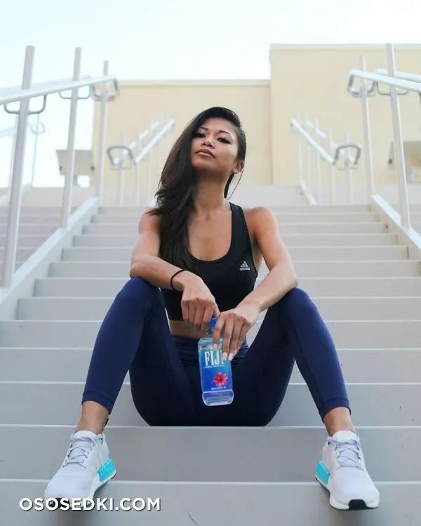 Chanel Uzi - Photo 103