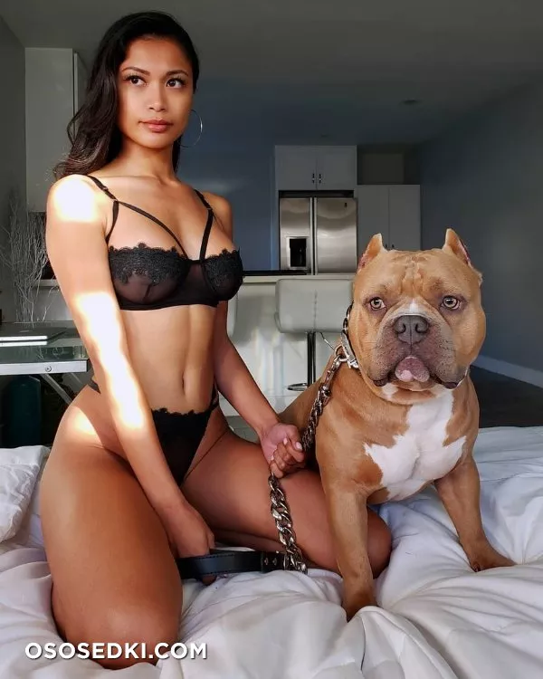 Chanel Uzi - Photo 176