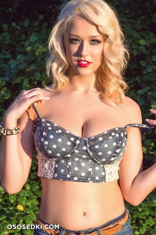 Sabrina Nichole - Photo 2