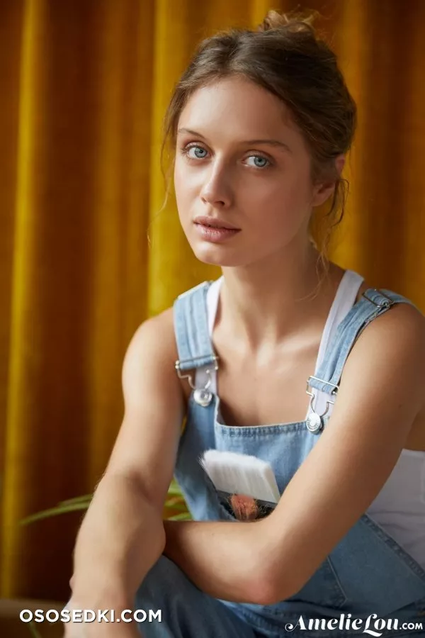 Amelie - Photo 472