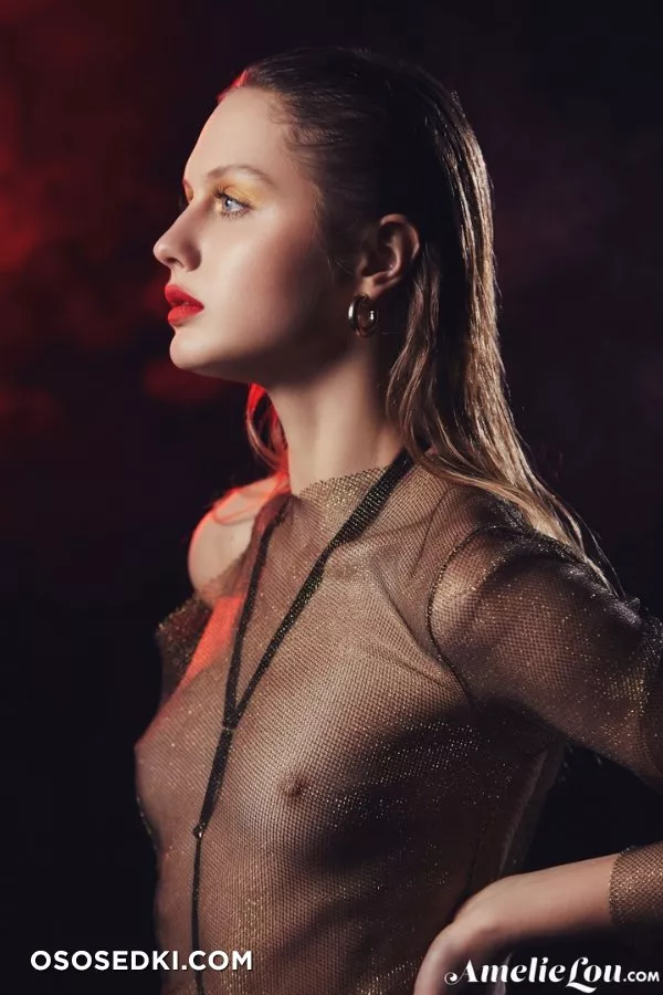 Amelie - Photo 678