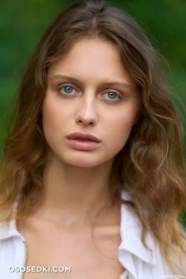 Amelie - Photo 901