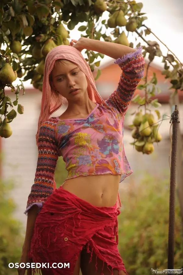 Jenny AA - Photo 415
