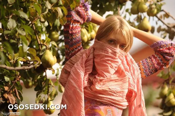 Jenny AA - Photo 438