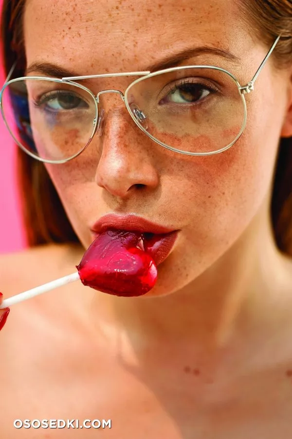 Olga Kobzar in Playboy Portugal - Photo 3
