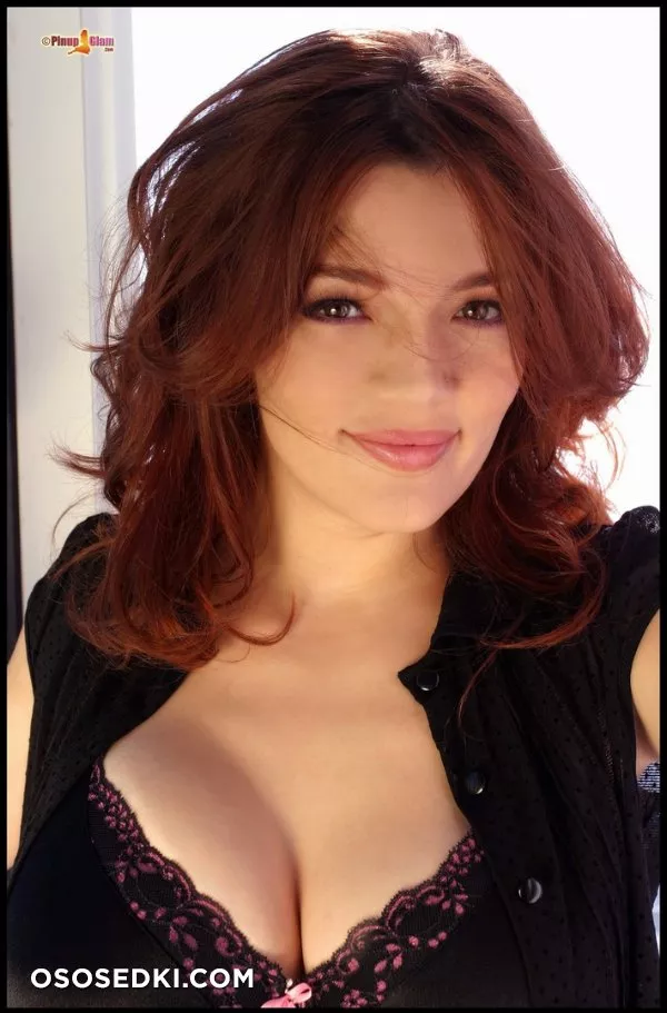 Danielle Riley - Photo 4