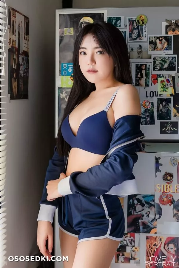 Strong - Photo 2