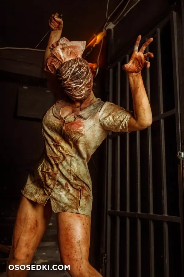 SILENT HILL NURSE - Photo 13