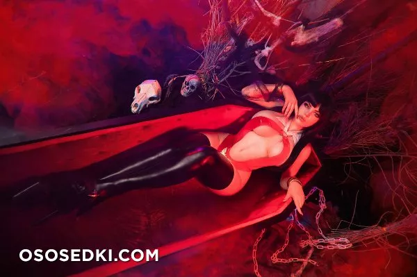 VAMPIRELLA - Photo 12