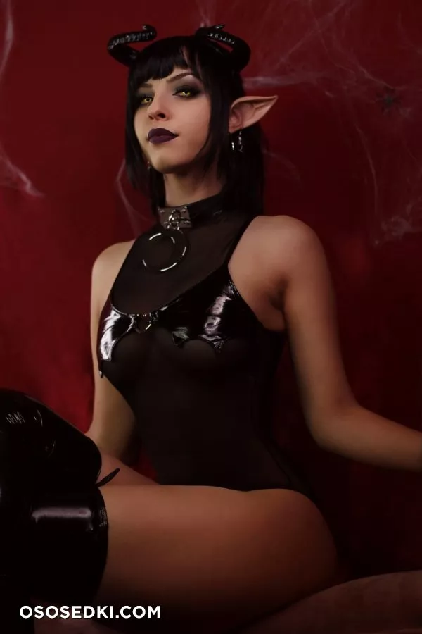 Aoy Queen patreon porn cosplay - Photo 3