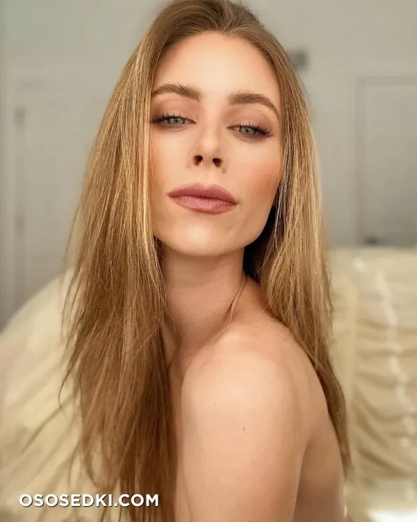 Anya Olsen - Photo 8