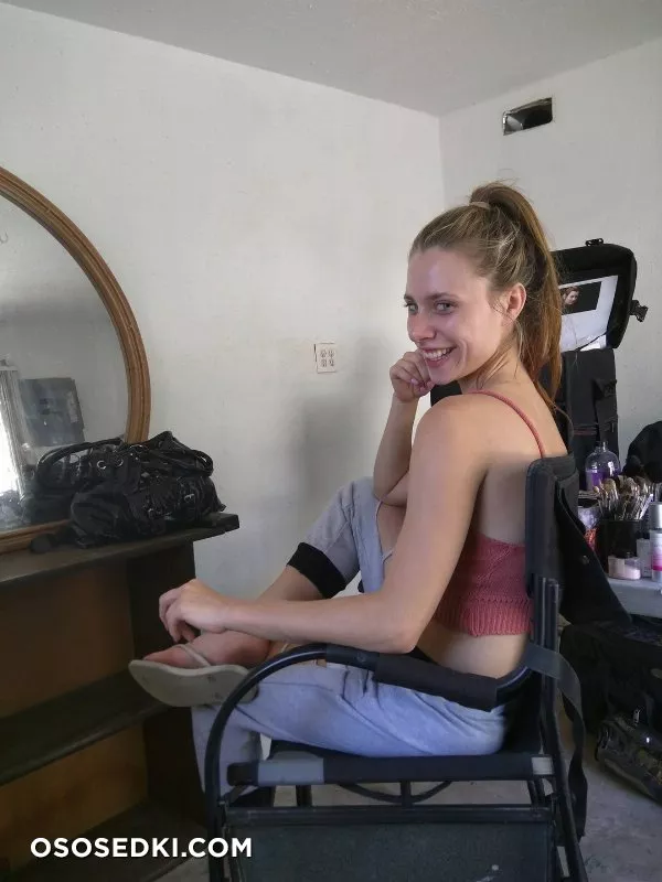 Anya Olsen - Photo 62