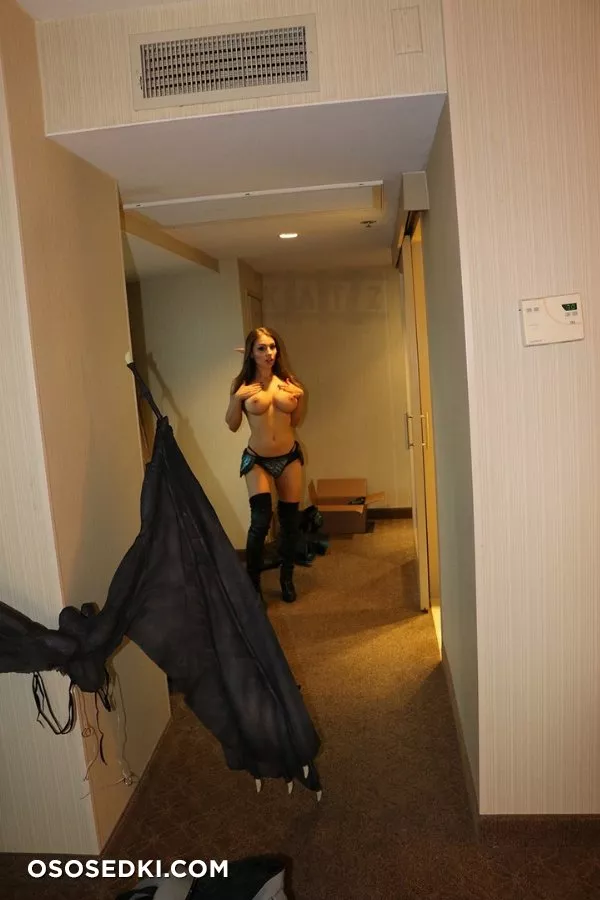 Liz Katz - Photo 461