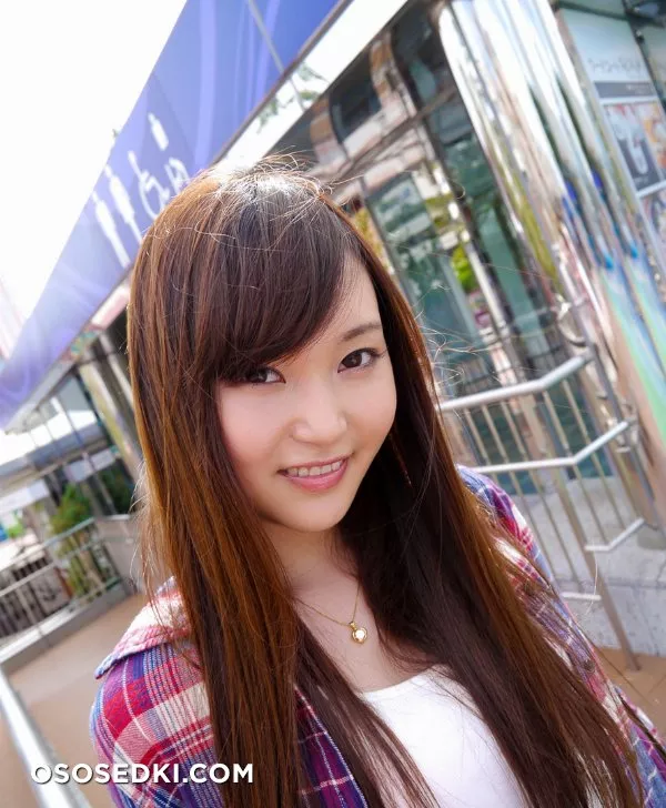 Miyu Aoki - Photo 1