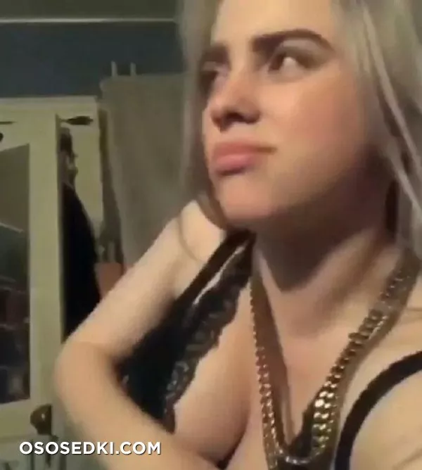 Billie Eilish - Photo 4