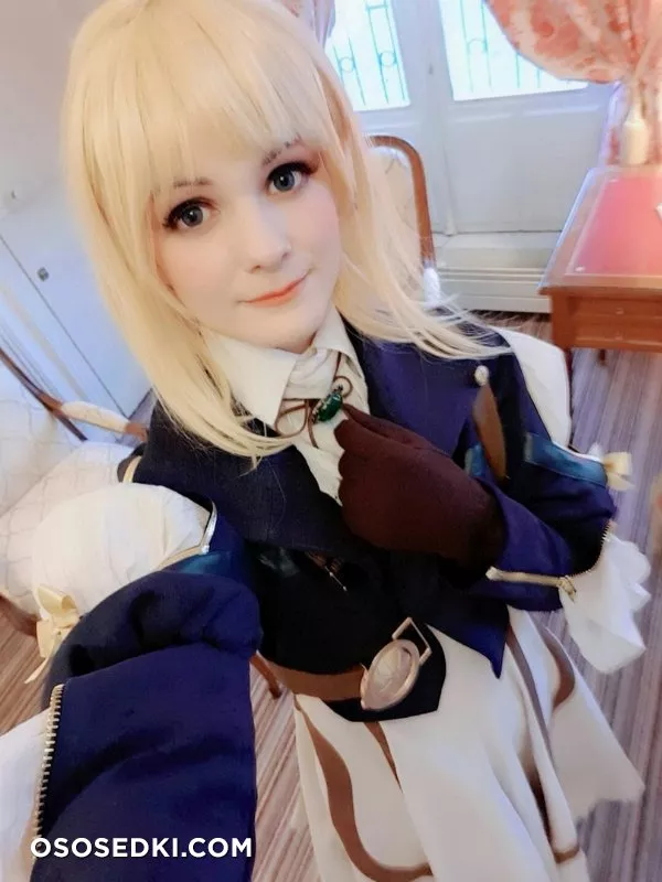 Violet Evergarden  - Photo 1