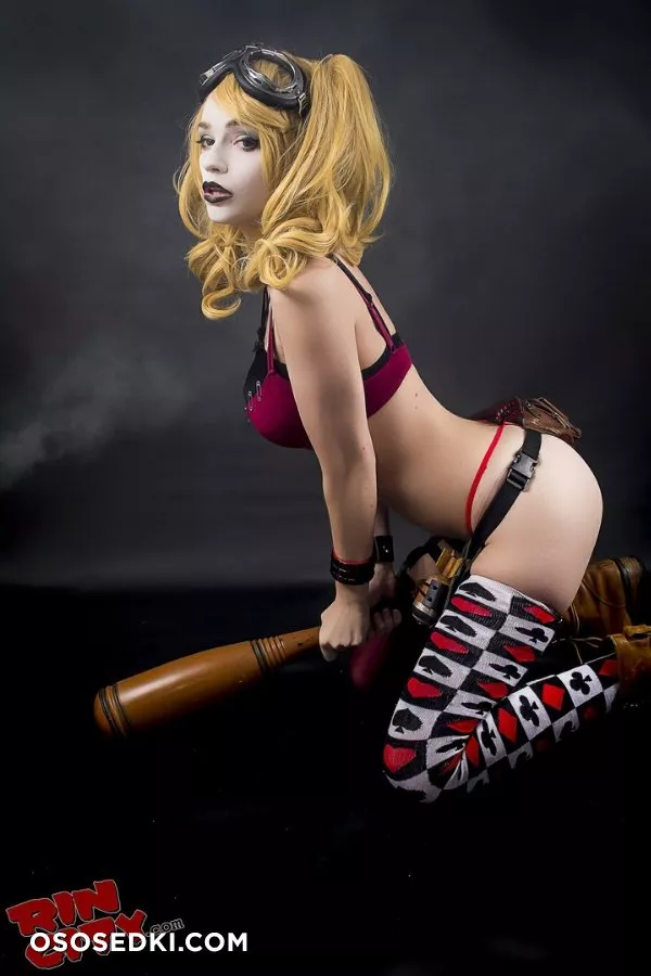 Harley Quinn - Photo 27