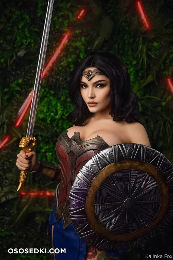 Wonder Woman  - Photo 1