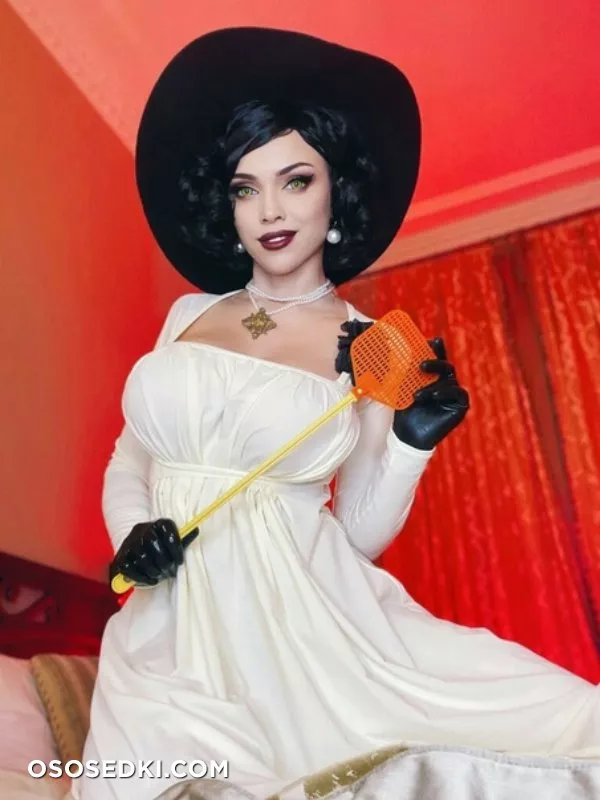 Lady Dimitrescu (Resident Evil) Octokuro  - Photo 4