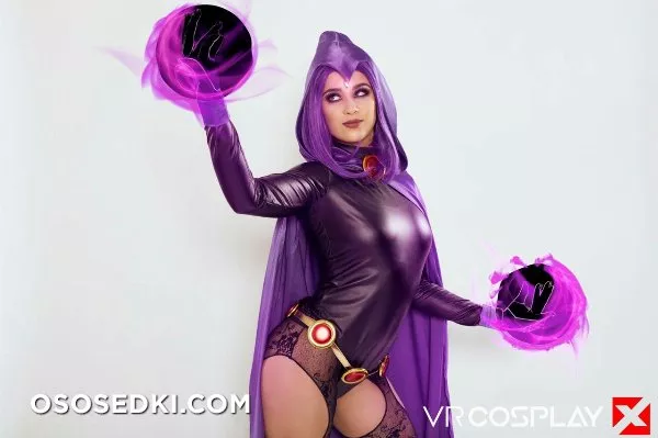 Raven (DC) VR Cosplay  - Photo 3