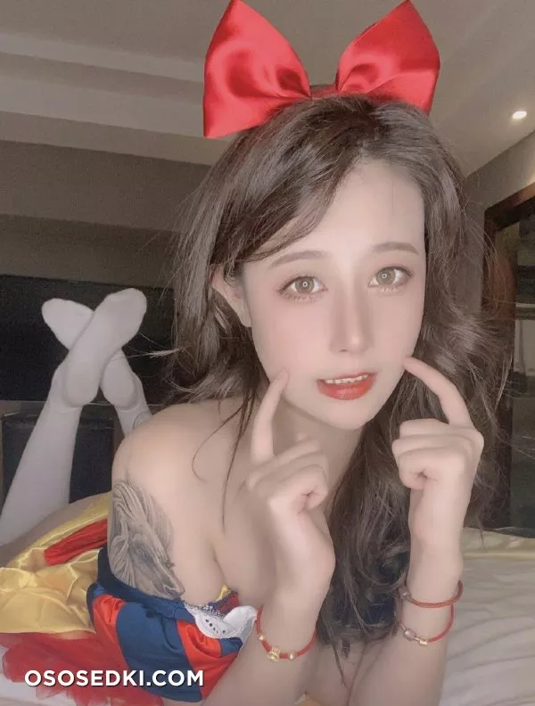 Snow White Asian - Photo 6