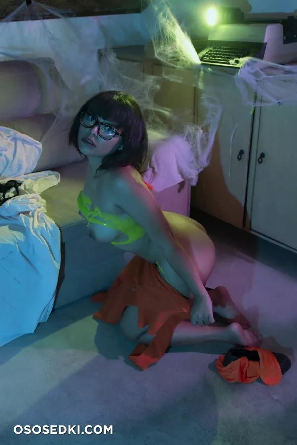 Velma Dinkle (Scooby-Doo) Ge/Geisi (Nooneenoni)  - Photo 32
