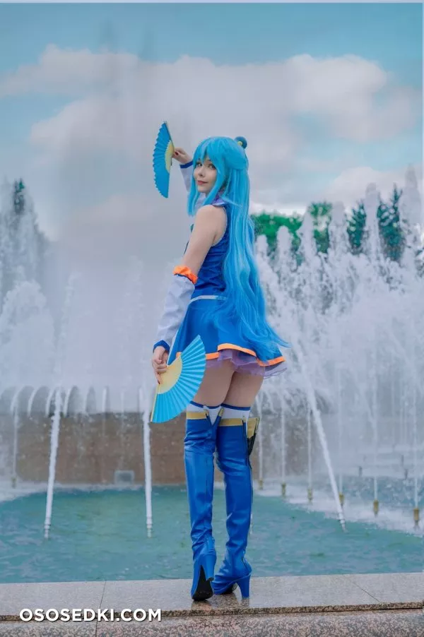Aqua (KonoSuba) - Tsukides - Photo 2