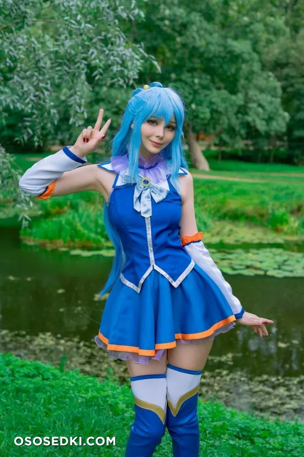 Aqua (KonoSuba) - Tsukides - Photo 14
