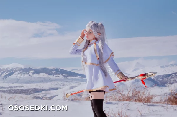 Frieren (Sousou no Frieren) - Peppy Cosplay - Photo 1