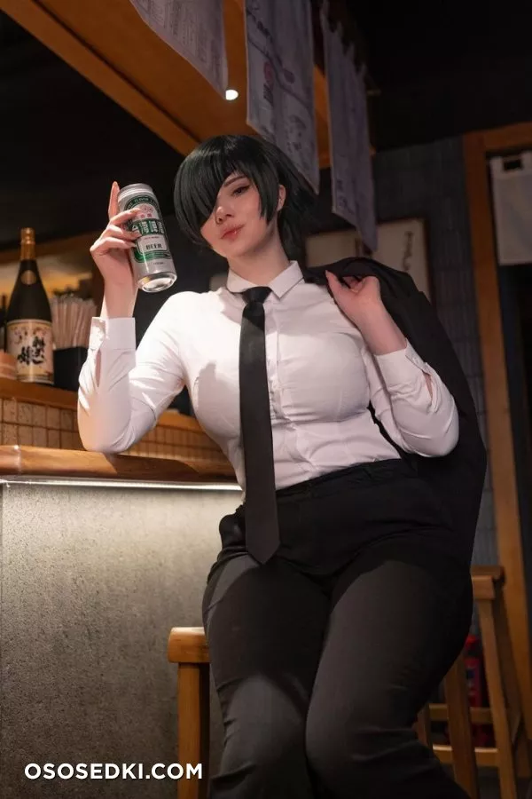 Alina Becker - Himeno (Chainsaw Man) - Photo 3