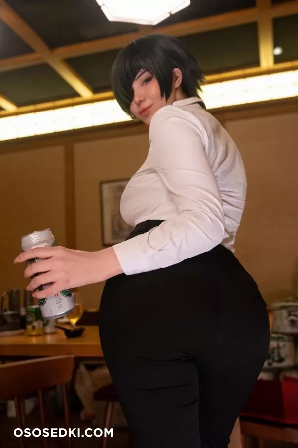 Alina Becker - Himeno (Chainsaw Man) - Photo 7