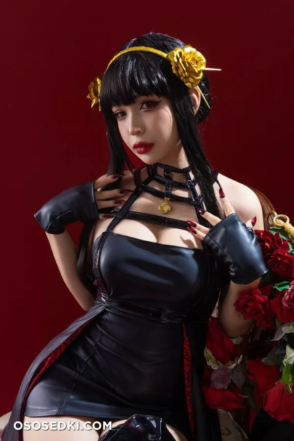 Umeko J - Yor Forger - Photo 13