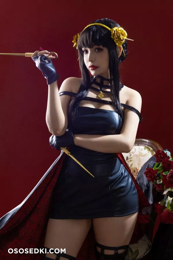 Umeko J - Yor Forger - Photo 14