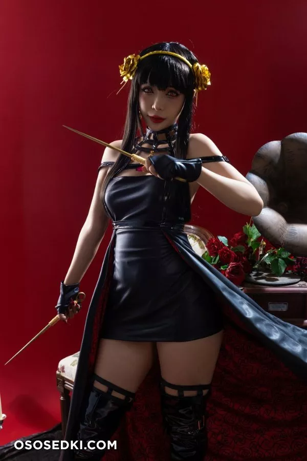 Umeko J - Yor Forger - Photo 16