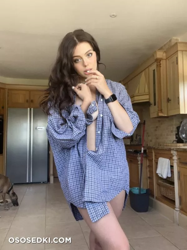 EMILY BLACK - Photo 440