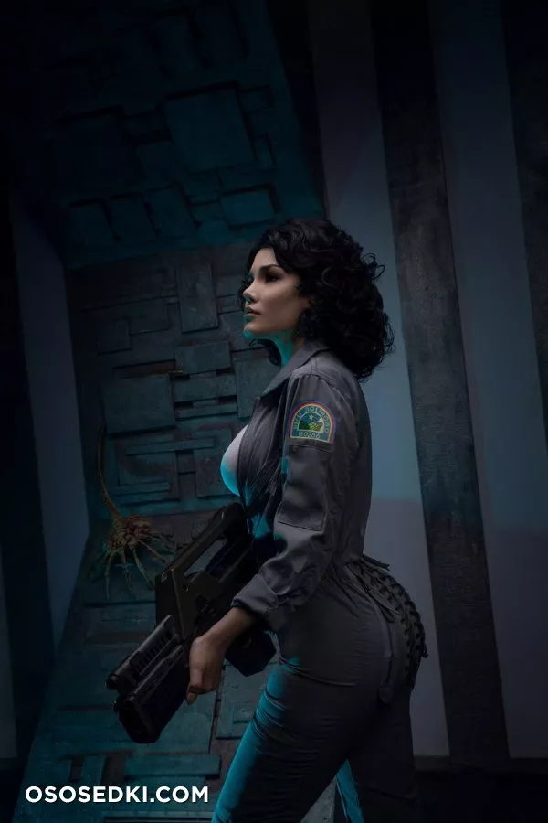 Kalinka Fox - Ellen Ripley - Photo 1