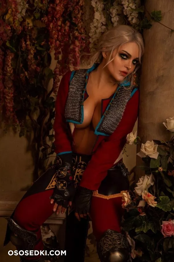 Kalinka Fox (Christina Fink) - Photo 13