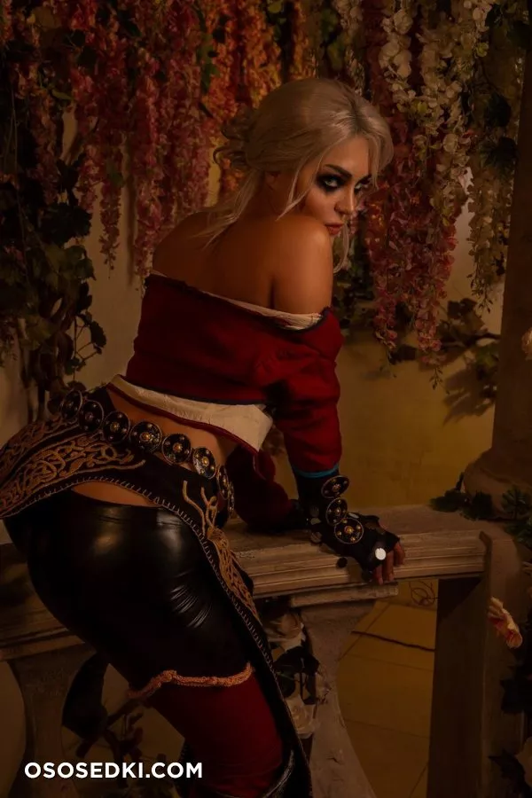 Kalinka Fox (Christina Fink) - Photo 15