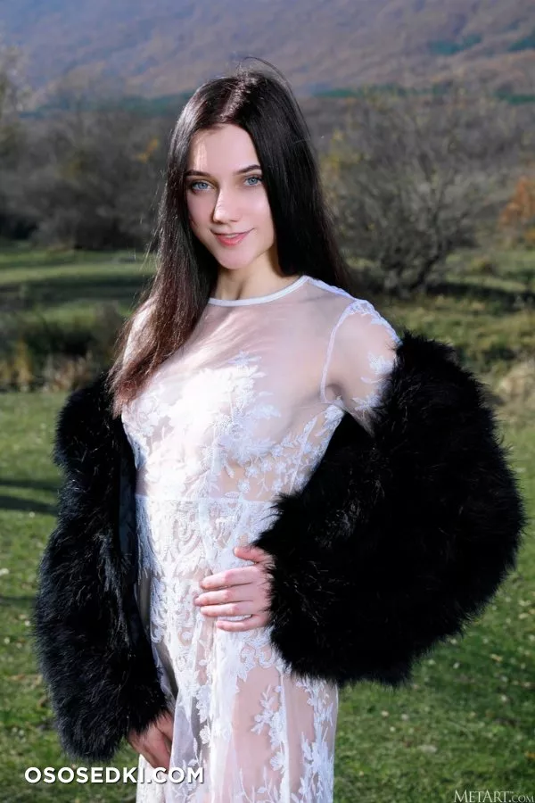 Polly Pure - Pure Land - MetArt - Photo 1