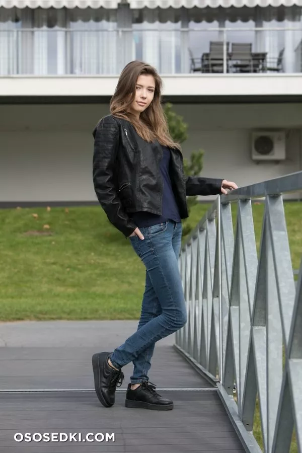 Mila Azul - Naked By The Boat - TeenDreams - Photo 2