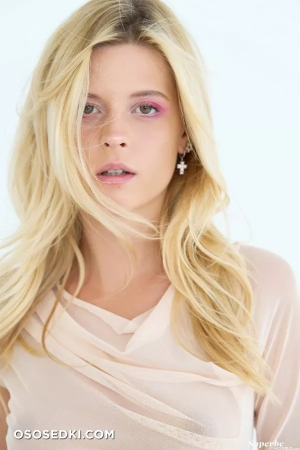 Ksyusha In The Pink - SuperbeModels - Photo 14