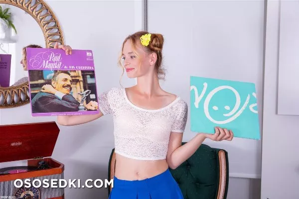 Bebe - Vinyl Lover - ShowyBeauty - Photo 3